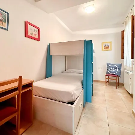Centric With Pool In Tossa 2 Apartamento *